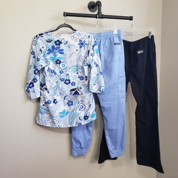 UA Butter-soft Stretch Floral Scrub Top + 2 Scrub Pants Bundle Ceil Blue Black S - Picture 5 of 13